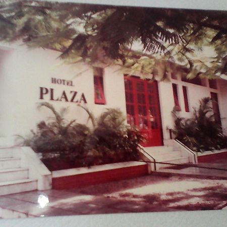 Jālgaon Hotel Plaza -Booking For Foreign Tourist- מראה חיצוני תמונה