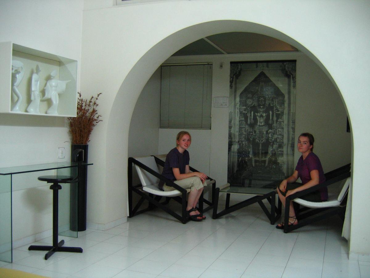 Jālgaon Hotel Plaza -Booking For Foreign Tourist- מראה חיצוני תמונה